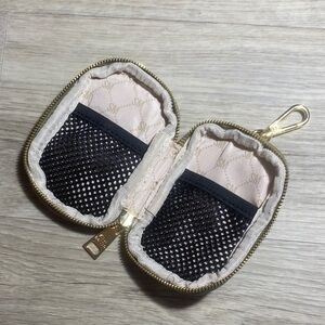 Steve Madden Olive Zip Coin/Card Pouch